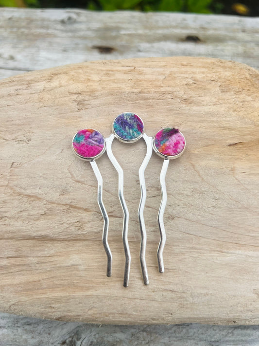 Pink patchwork Harris tweed silver coloured hair comb 